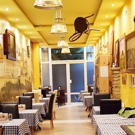 Garni Garson-lux Ns 4* נובי סאד